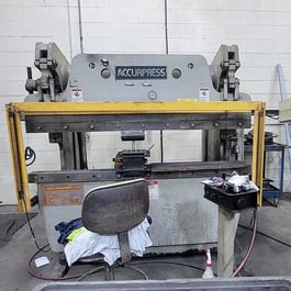 1988 Accurpress 7606 Hydraulic Press Brake (#5377)