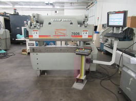 1999 Accurpress 7606 Hydraulic Press Brake (#5537)