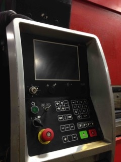 Amada 2004 HFE 22013