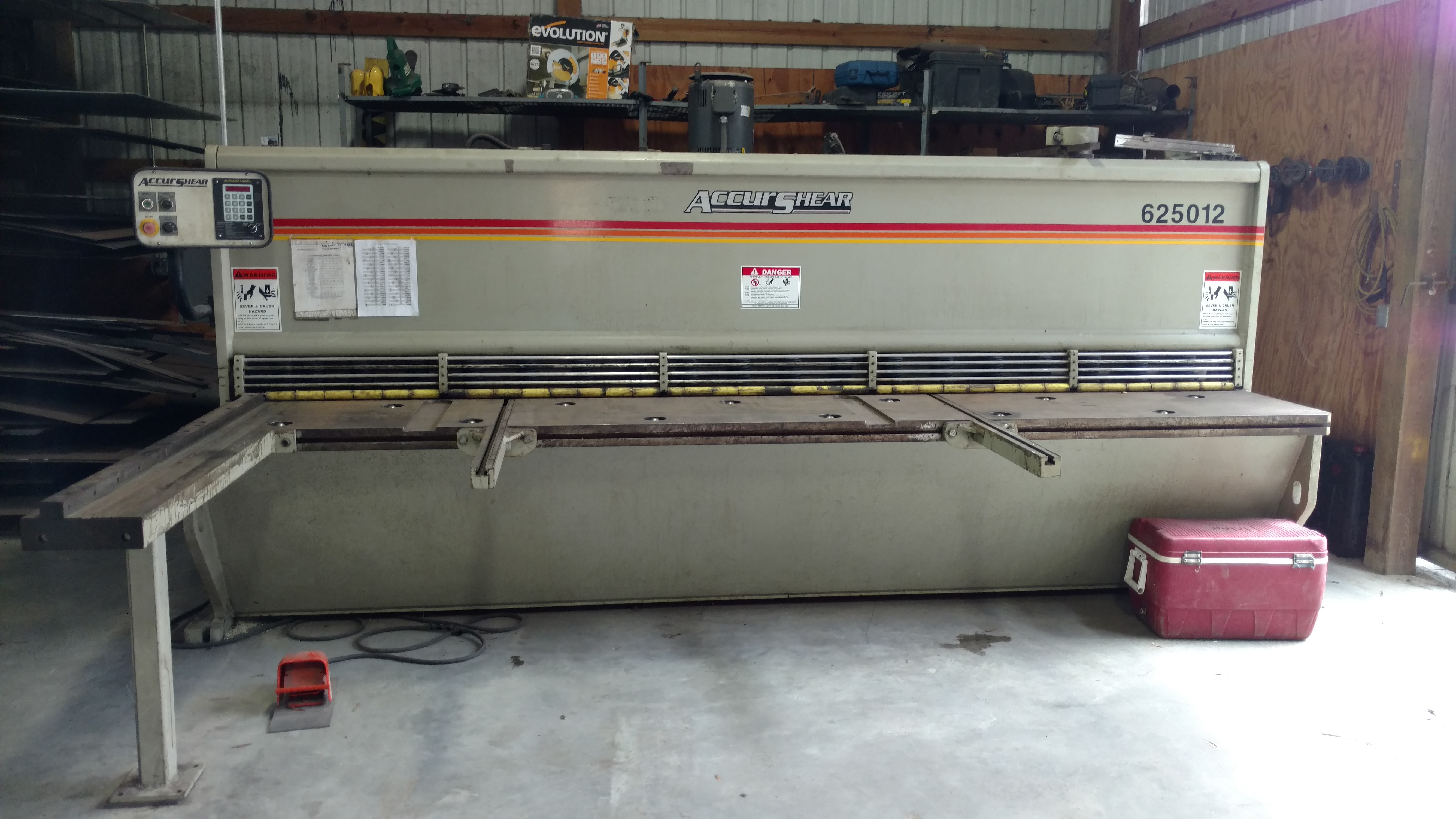 2005 Accurshear 625012 Hydraulic Squaring Shear 1902