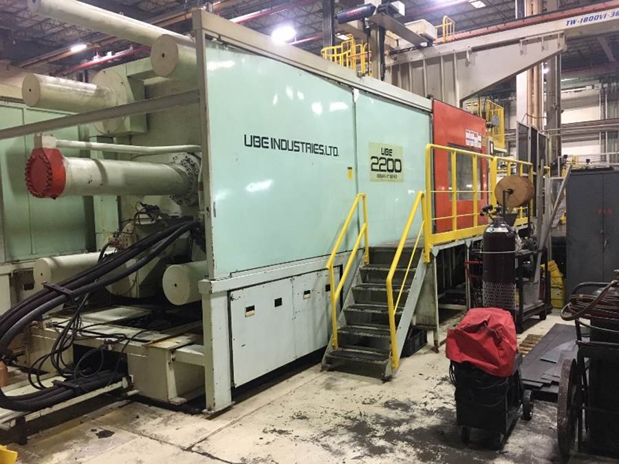 1990 UBE ST 2200 Injection Molding Machine (#3241)