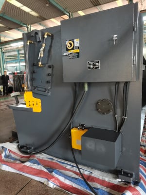 New Ficom QC12Y-8X4000 Hydraulic Shear (#5082)