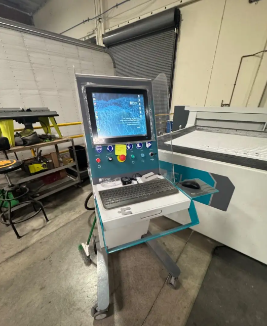 2021 Flow Mach 200 Waterjet Cutting System (#5857)