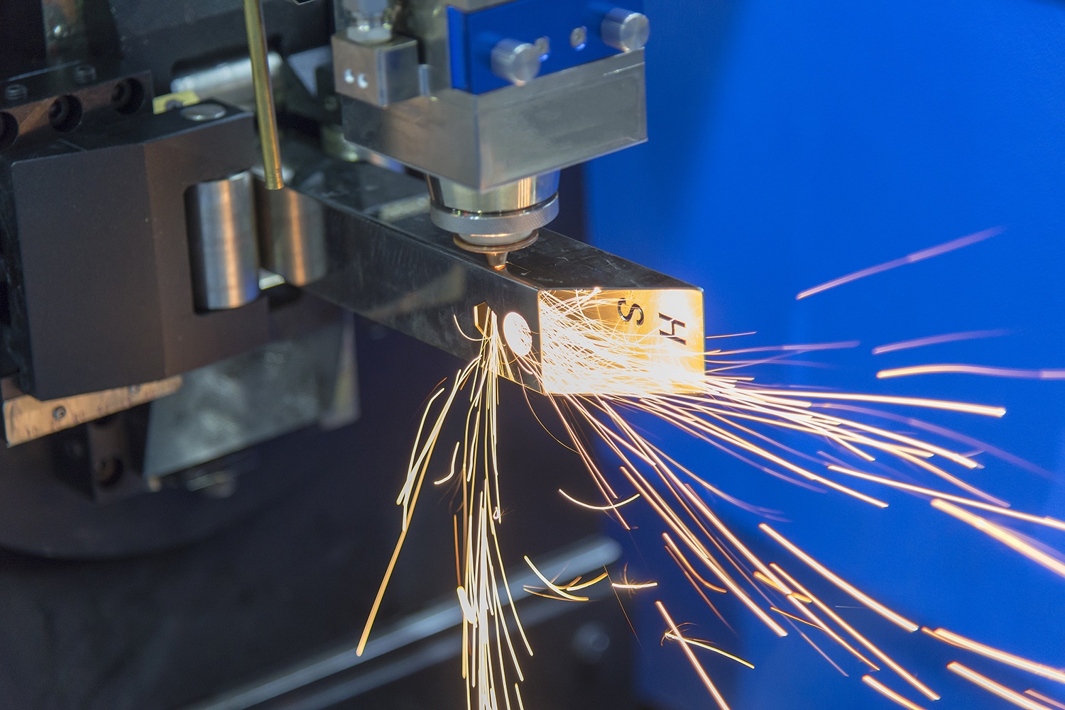 5 Benefits of Laser Tube Cutting